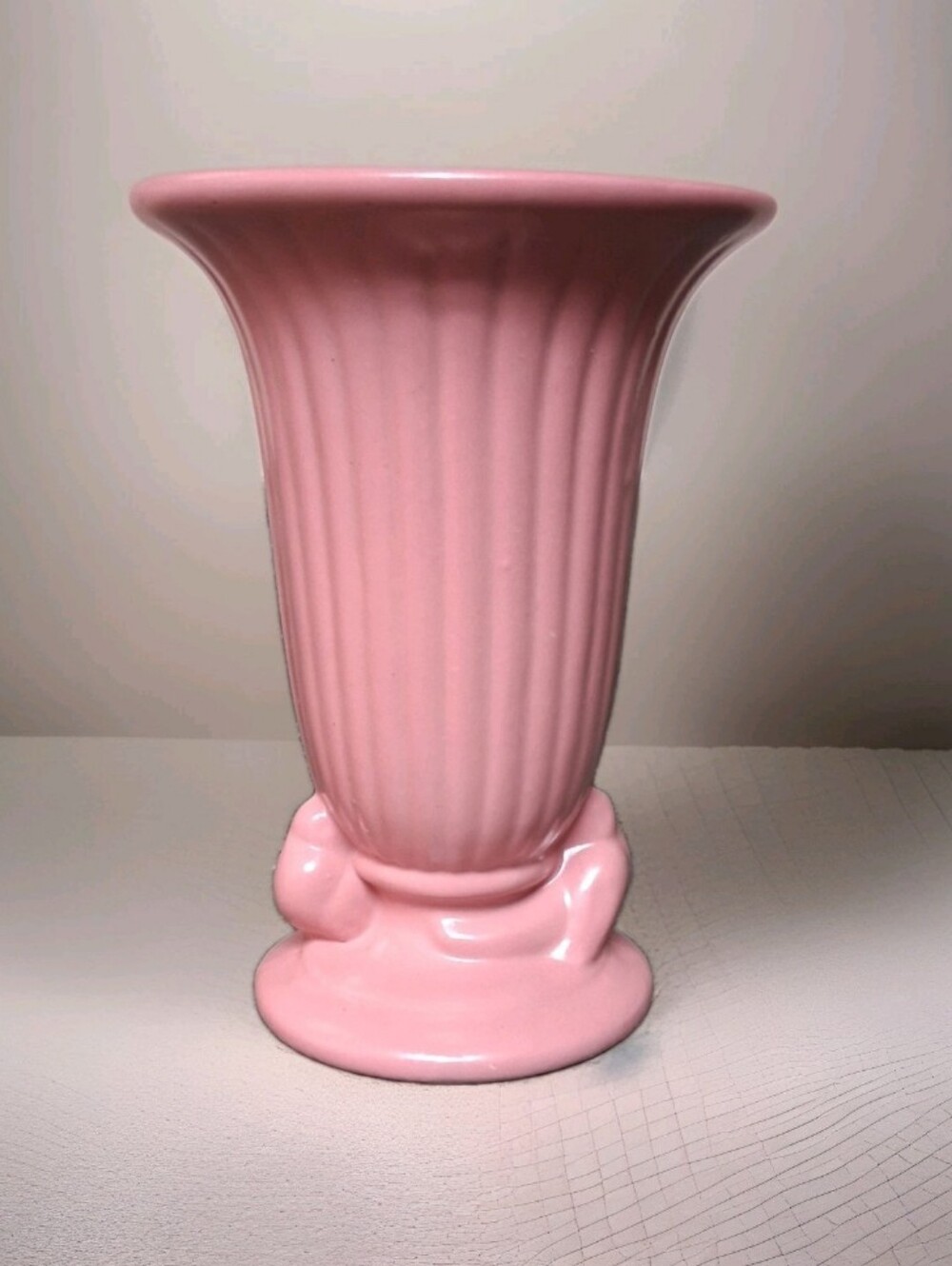 Vintage Haeger Pottery Ribbed Vase Pink with Birds at Base